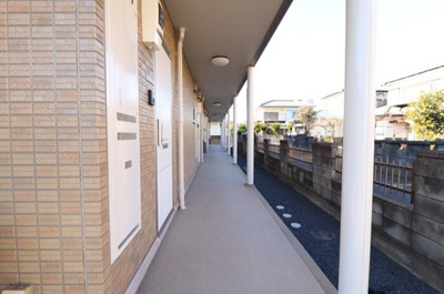 【エントランス】 | ラヴェスト・コート A