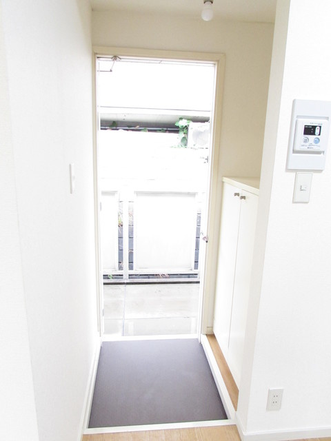 ガーデンハイツたまプラーザの玄関