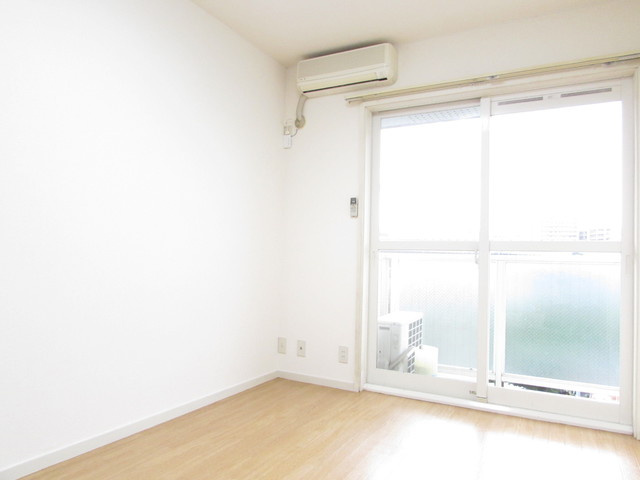 ガーデンハイツたまプラーザの居間・リビング