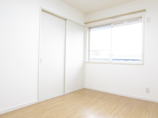 ガーデンハイツたまプラーザの洋室