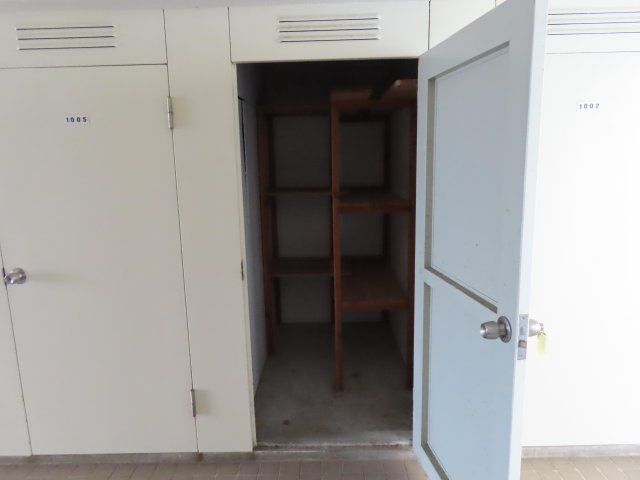 鏡川コーポA棟の収納