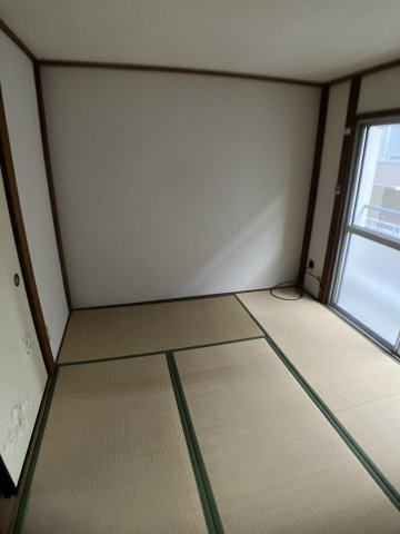 太陽マンションの和室