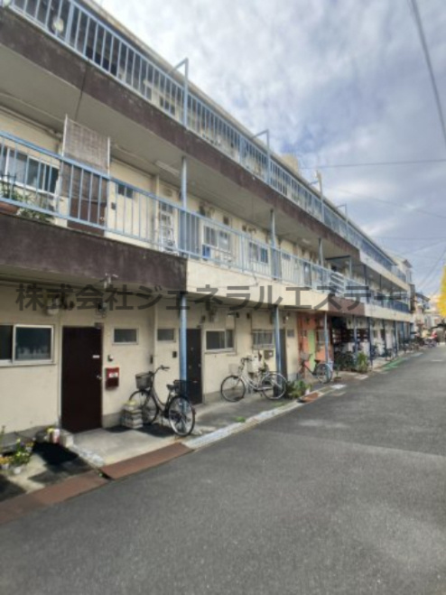 太陽マンションの外観