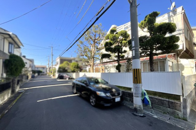 【前面道路含む現地写真】 | 伏見区桃山町大島　注文住宅　建築条件なし　土地 | 現地にある看板が当社【ゆいホーム】です(＾◇＾)物件に関するご質問はいつでもお気軽にお問合せ下さい！！