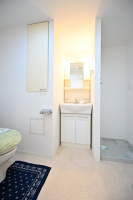 【洗面所】 | ヴィスタガーデン西荻窪 | ※家具・小物はイメージです