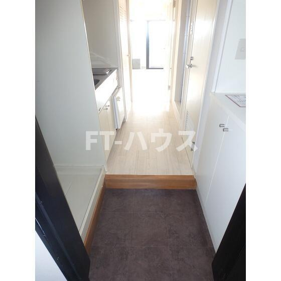 プラザ真砂の玄関