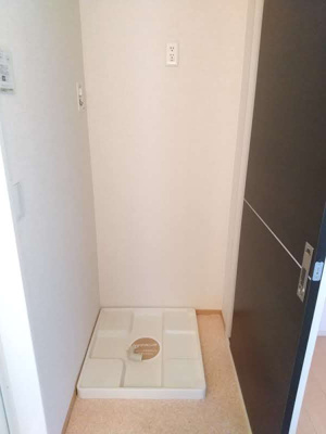 【玄関】 | マロン・スクエアA・B棟