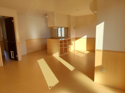 【居間・リビング】 | マロン・スクエアA・B棟