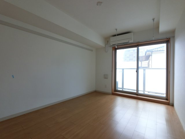レオ伍拾八番館のその他