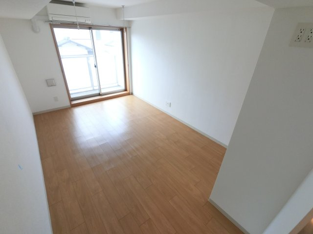 レオ伍拾八番館の寝室