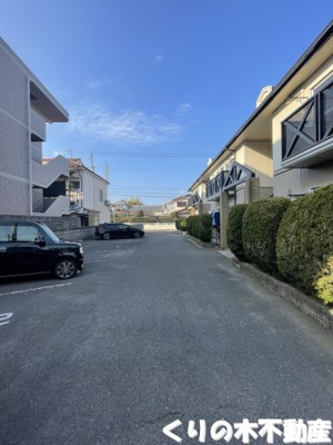 【駐車場】 | パルデメール | 駐車場完備です