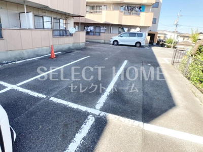 【駐車場】 | メゾンソレイユＡ | 駐車場です
