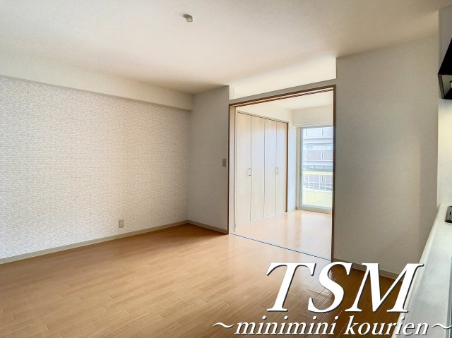 香里カーサヒルの居間・リビング