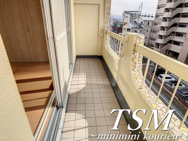 香里カーサヒルのバルコニー