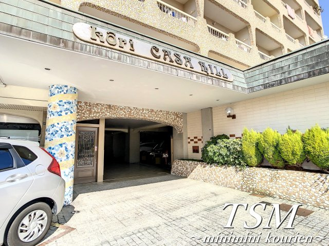 香里カーサヒルのエントランス