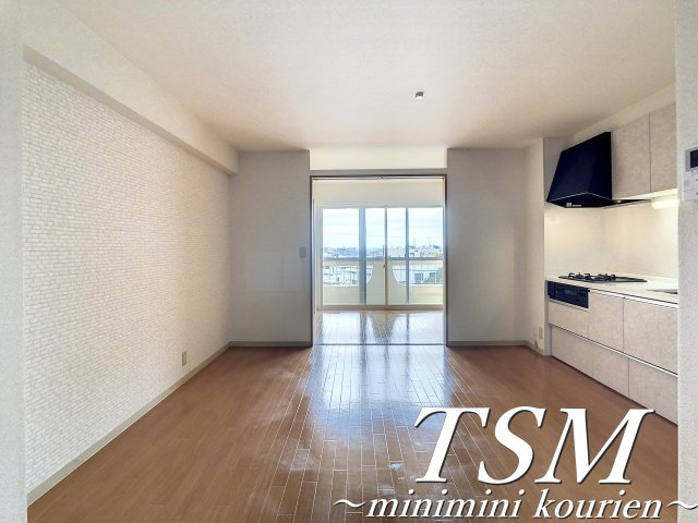 香里カーサヒルの居間・リビング