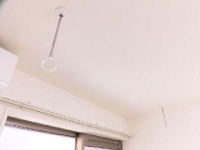 アークリード西院のバルコニー|室内物干し