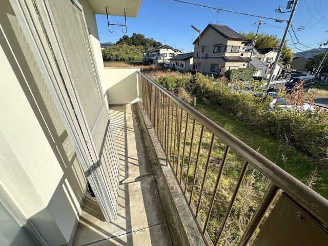 御所市大字三室の賃貸マンションのバルコニー