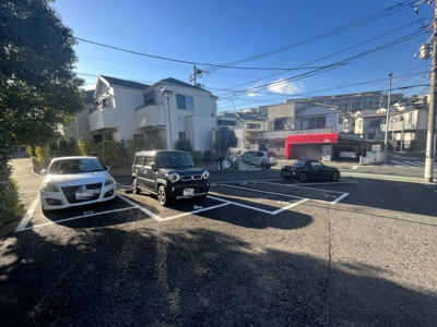 【駐車場】 | 朝日プラザ杉田 | 駐車場です。