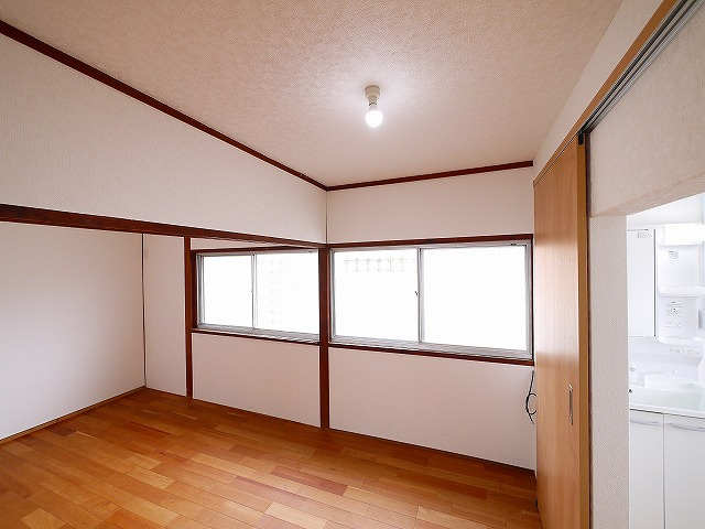 五条２丁目平屋の洋室