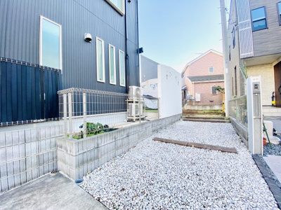 【外観】 | ☆穏やかな区画整理地内☆藤沢市石川１丁目／建築条件なし売地 | プライベート感のある区画です。穏やかさを求めた家造りも良し、隠れ家的なテーマで家を建てるも良し、形状に捕らわれず自分スタイルの家造りを目指してください☆