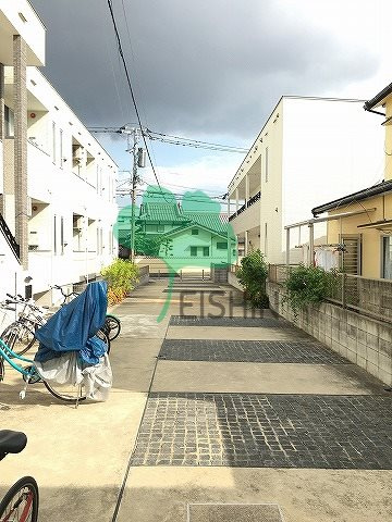 レイナス博多の外観