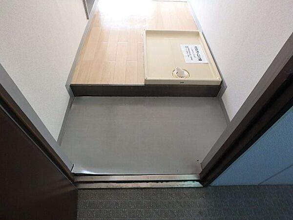 【玄関】ロマーヌ水戸第3 