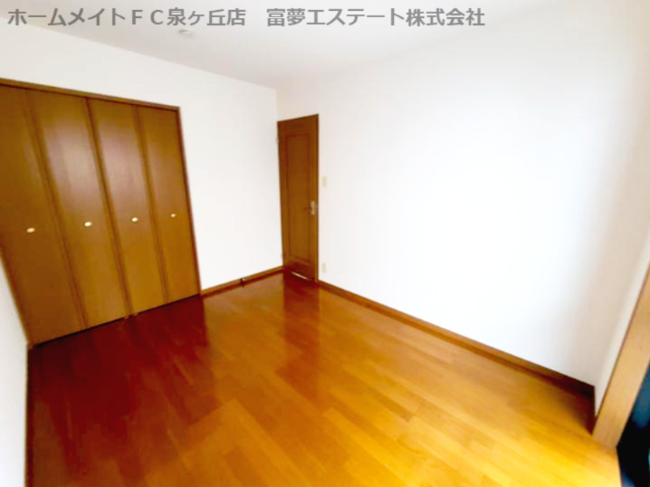カンターレ鶯谷Ⅱ番館の洋室