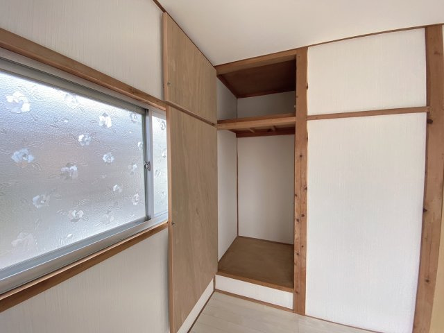 木戸西町貸家の収納