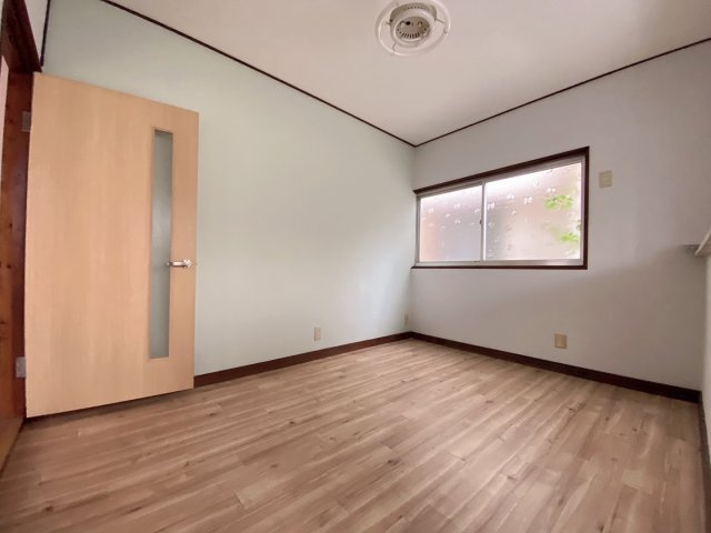 木戸西町貸家の寝室