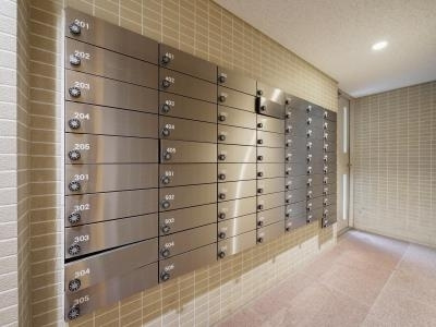 【その他共用部分】 | セントラルクリブ六本木Ⅲ | 1Fに集合郵便受けがあります