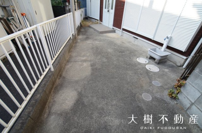 【駐車場】 | 海老名市上郷三丁目　中古戸建て　【仲介手数料無料】