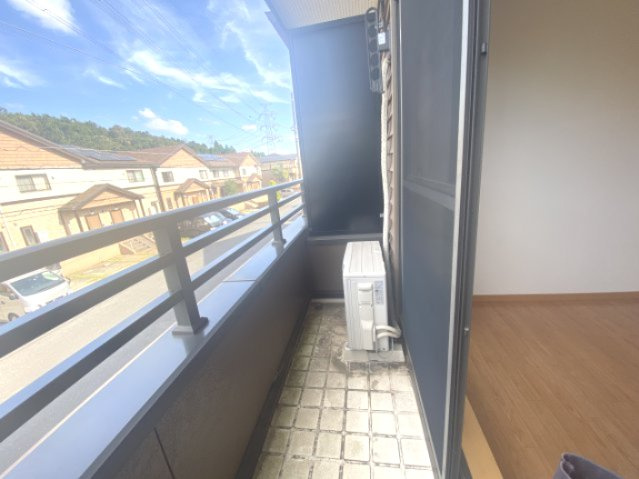 ヴェルデュールB棟のバルコニー|※別部屋参考写真