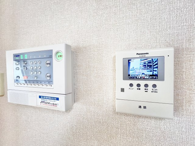 ハックベリーハウスのセキュリティ|※別部屋参考写真