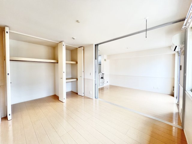 ハックベリーハウスの内装|※別部屋参考写真