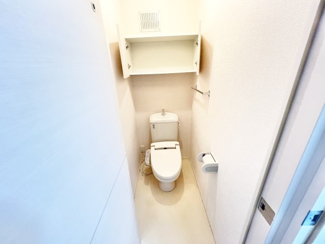 ハックベリーハウスのトイレ|※別部屋参考写真