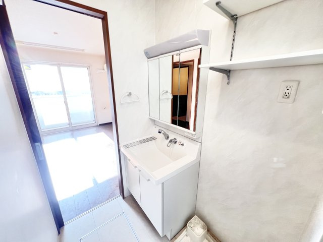 エル・ドラードAの洗面所|※別部屋参考写真