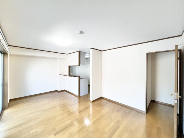 アムール憩の居間・リビング