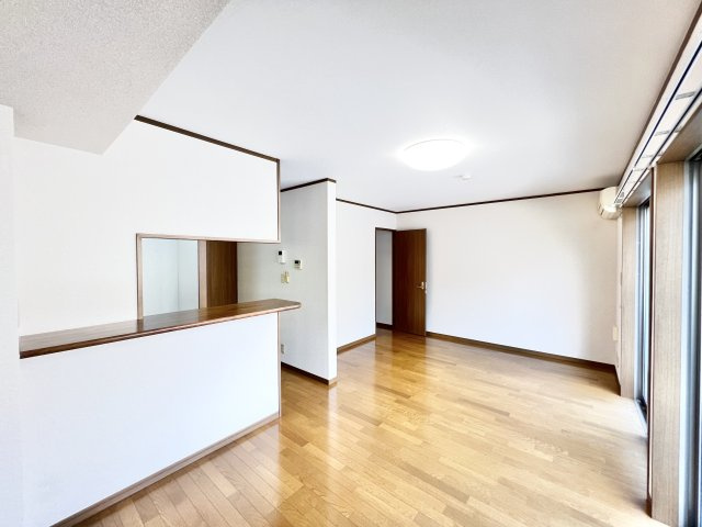 アムール憩の居間・リビング