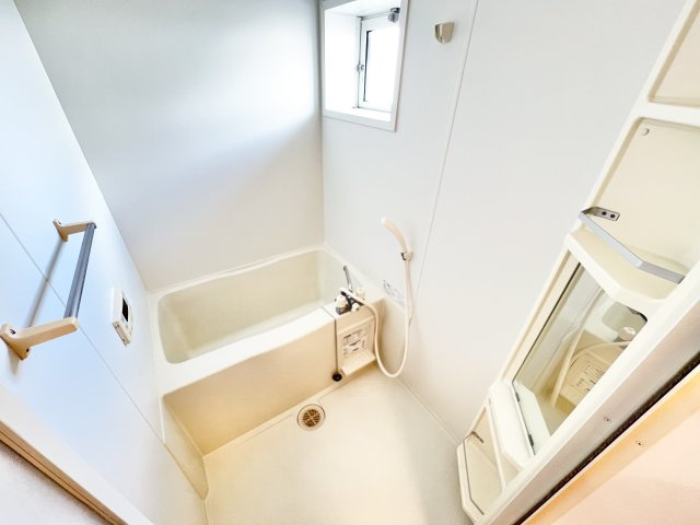 ハイツ クリノンの浴室