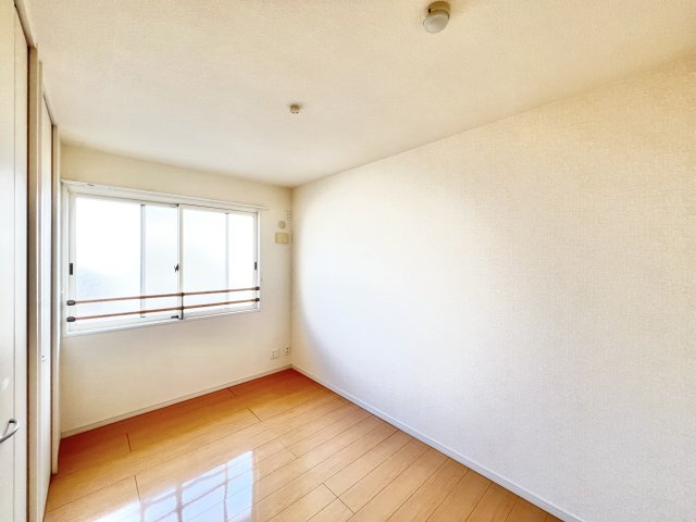 ハイツ クリノンの寝室