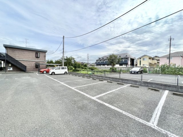 アムール桜ヒルズの駐車場|駐車場があります