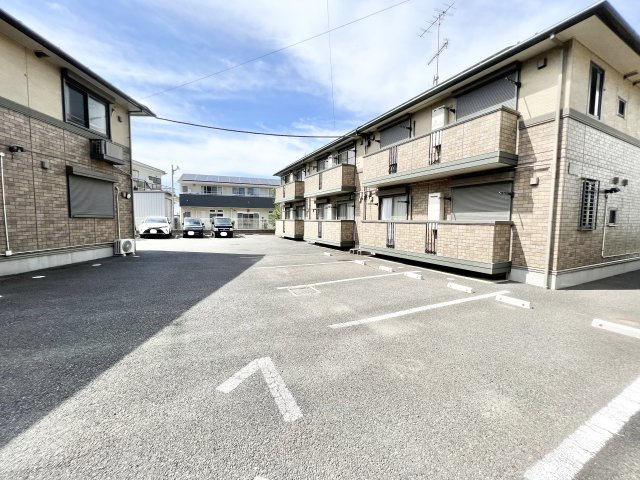 ヴェルクレール　壱番館の駐車場