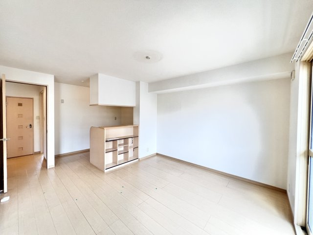 ヴェルクレール　壱番館の居間・リビング