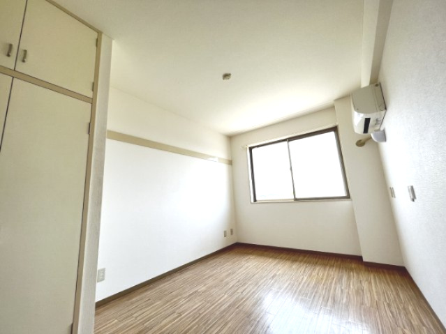 ワラビコーポの洋室|※別部屋参考写真