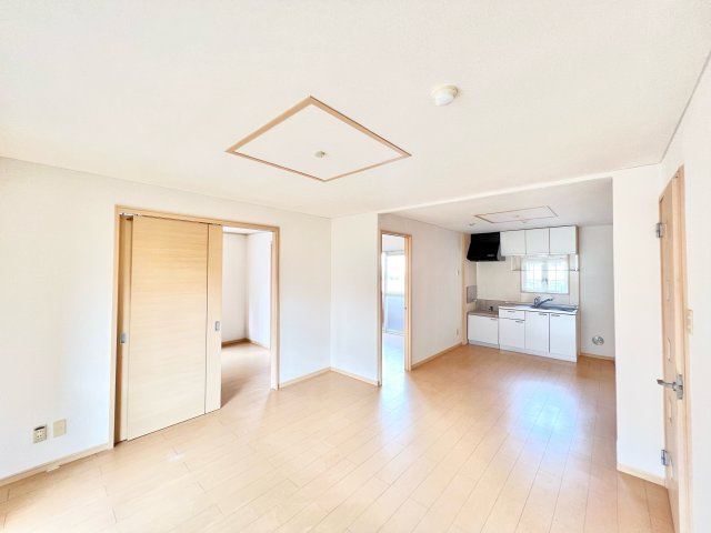 サントップタウンズ6の居間・リビング|※別部屋参考写真