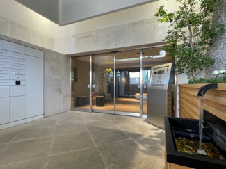 【エントランス】 | R.hours Sasazuka