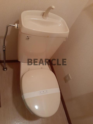 【トイレ】 | アウローラA | トイレです