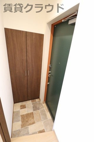 Cadenza（カデンツァ）の玄関|床がおしゃれです！