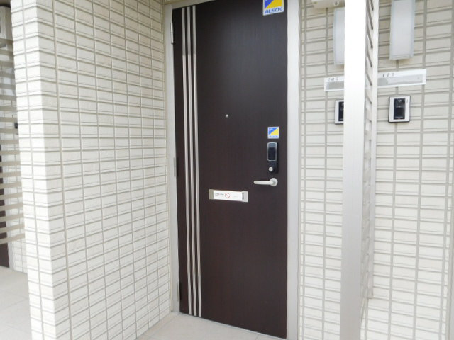 サンフルールの玄関